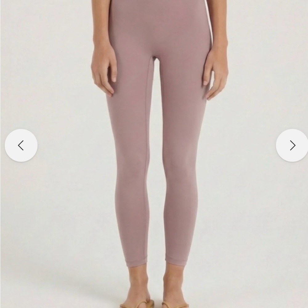 Tenore pink leggings size M
Brand new - Picture 7 of 8